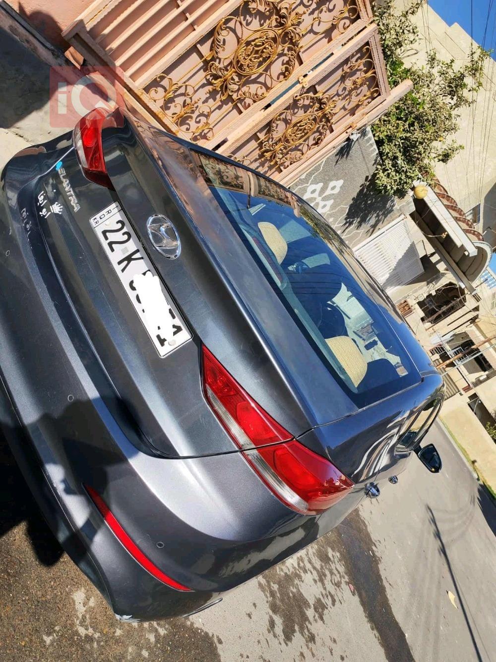 هیوندای ئەلەنترا